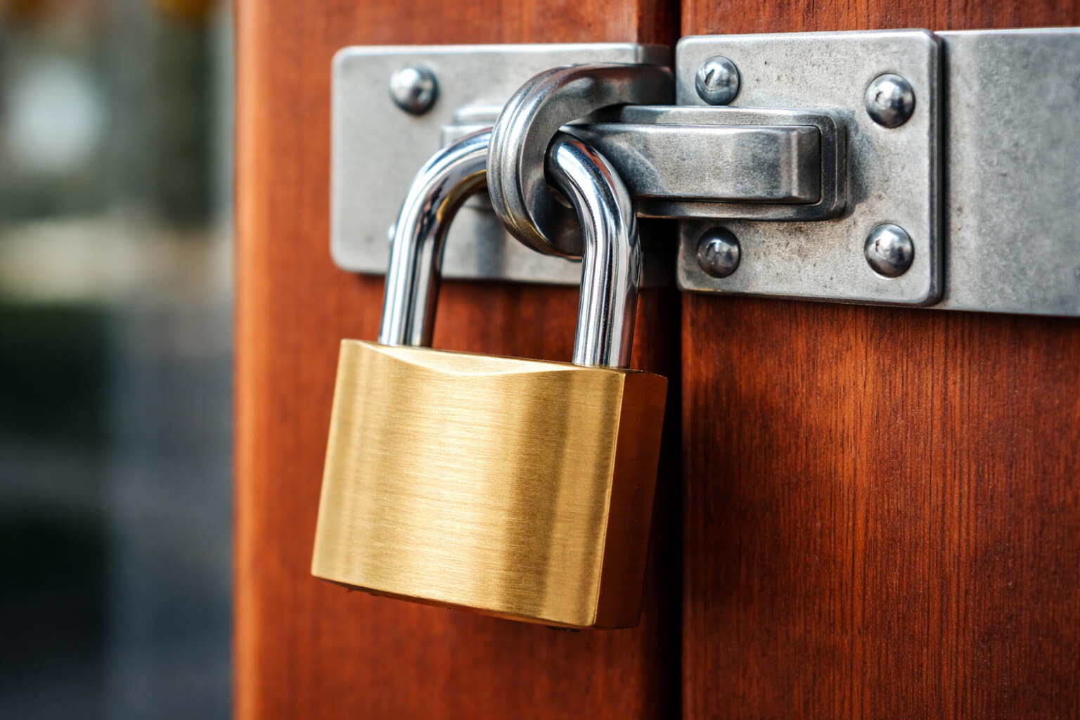 como abrir un candado sin llave