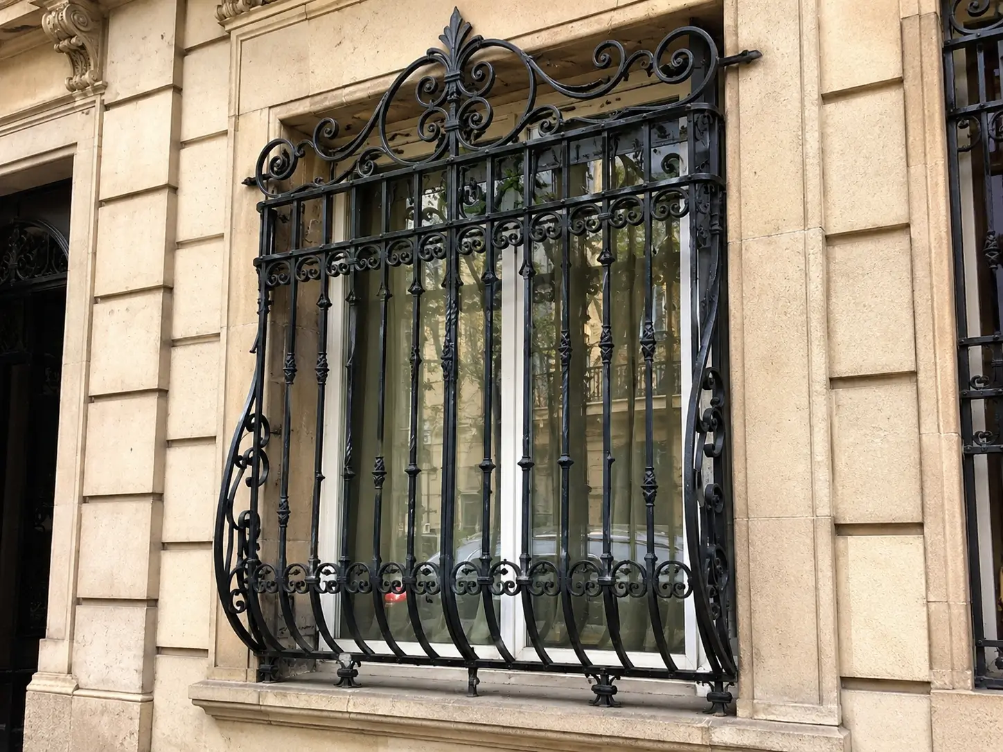 rejas decorativas de forja para ventanas