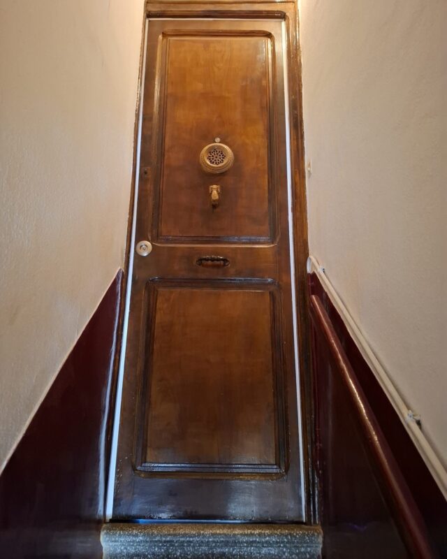 🔒 Blindaje de puerta en Sant Andreu: Seguridad sin compromisos 🔒

Hoy hemos llevado la protección a otro nivel. En Ambtottancat, nos enorgullece haber completado una instalación impecable de blindaje de puerta en Sant Andreu. Este sistema de calidad superior ofrece una resistencia insuperable, garantizando la tranquilidad que mereces en tu hogar.

Nuestros clientes pueden disfrutar de una mayor seguridad, sabiendo que cada detalle ha sido tratado con profesionalismo y cuidado. Nos aseguramos de que la instalación se realice de forma limpia y eficiente porque en Ambtottancat, cada proyecto es único y digno de confianza.

¿Tienes dudas sobre cómo mejorar la seguridad de tu hogar? ¡No dudes en preguntarnos! Tu opinión es importante para nosotros, así que comenta abajo lo que piensas sobre esta instalación.

#Ambtottancat #SeguridadHogar #BlindajePuertas #SantAndreu #CalidadSuperior